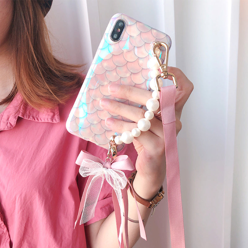 Pearl Messenger Lanyard Phone Case