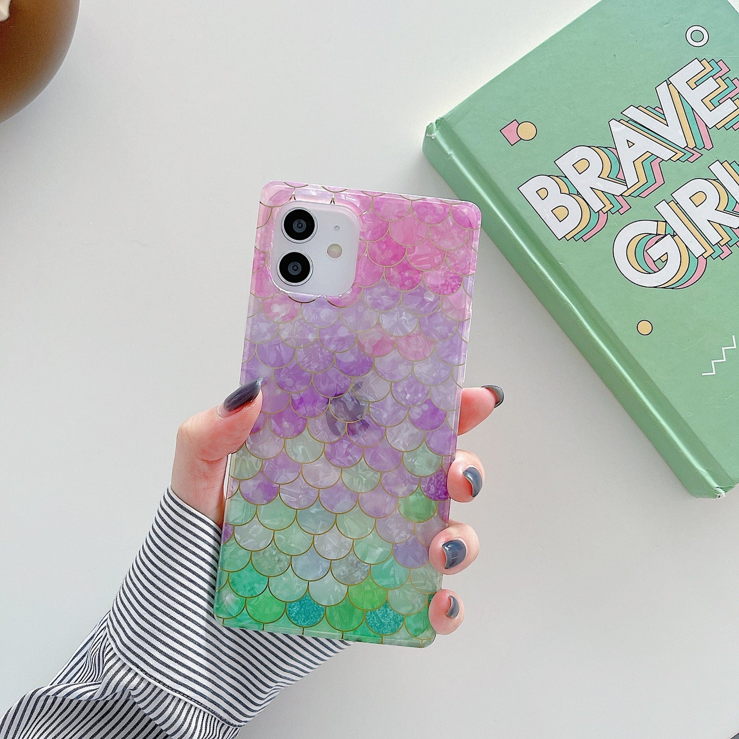 Square Shell Pattern Electroplated Fish Scale Silicone Straight Edge Phone Case